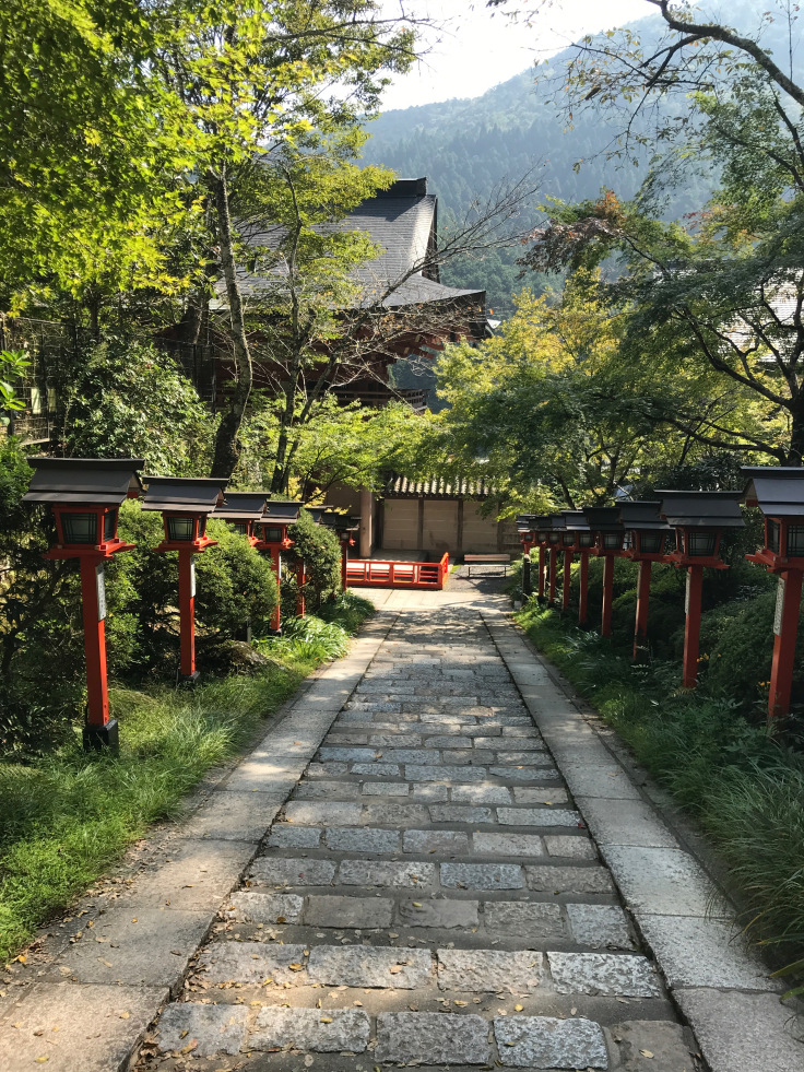 approach ro temple at mnt. kurama