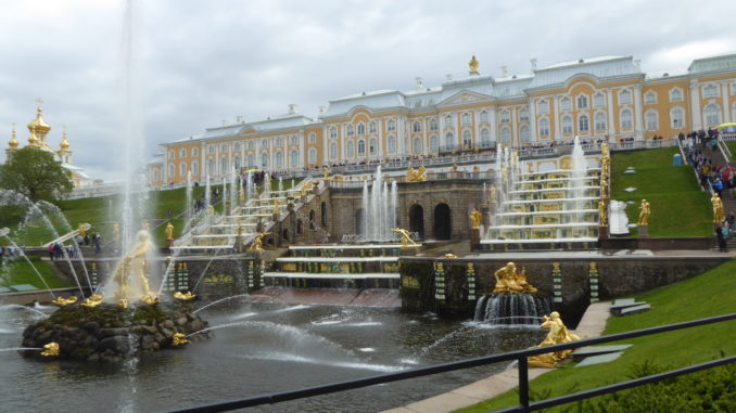 Peterhof front